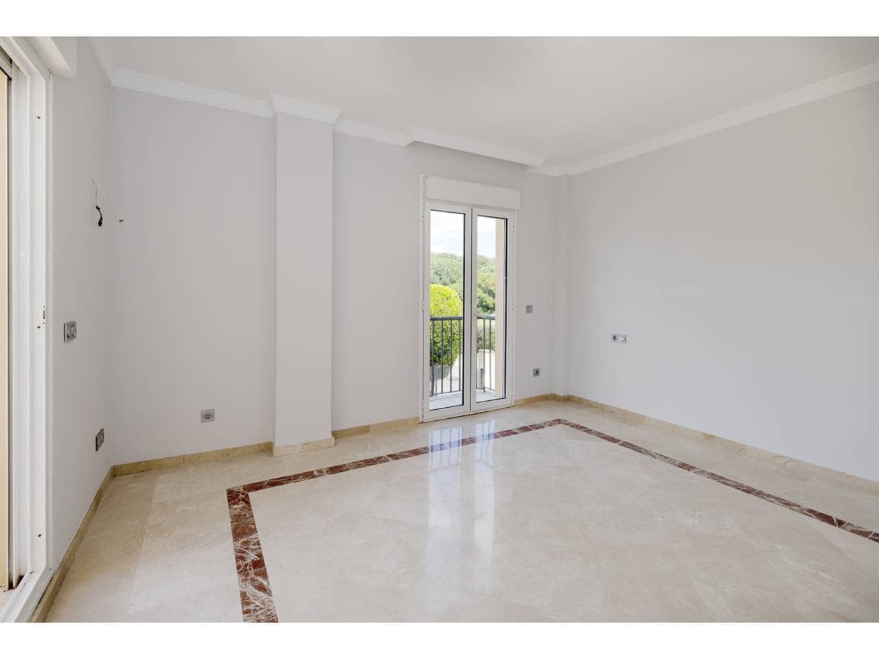 3 camera da letto Casa in vendita in Sotogrande con piscina garage - 570.000 € (Rif: 8952476)