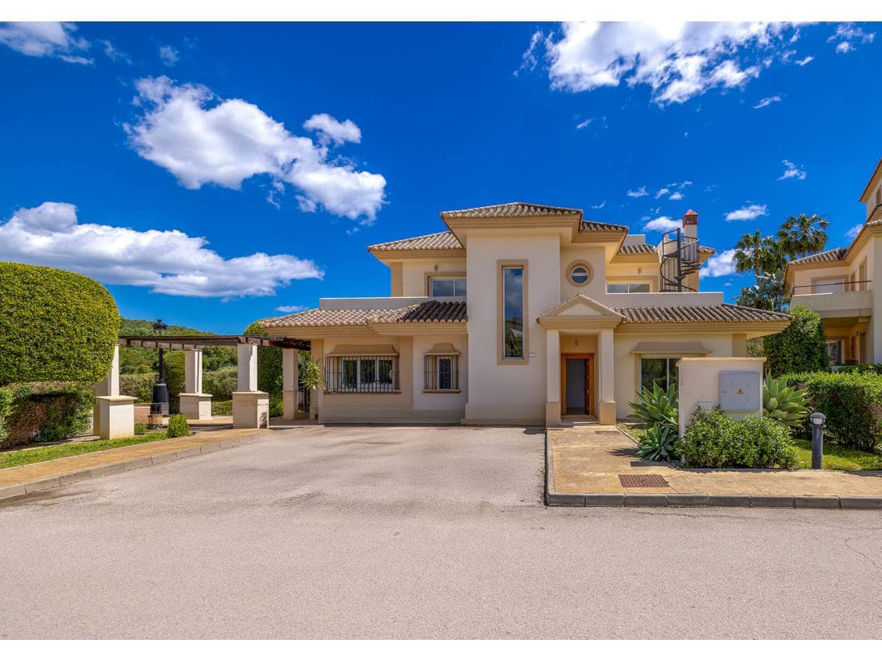 3 camera da letto Casa in vendita in Sotogrande con piscina garage - 570.000 € (Rif: 8952476)