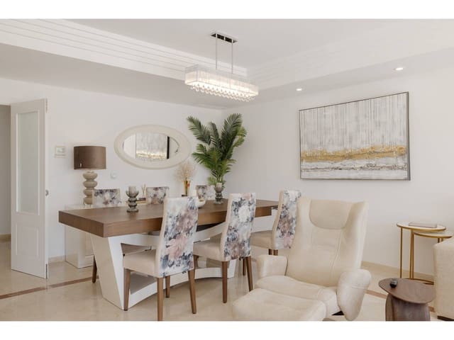 Piso de 3 habitaciones en Sotogrande, San Roque en venta con piscina garaje - 550.000 € (Ref: 8952477)