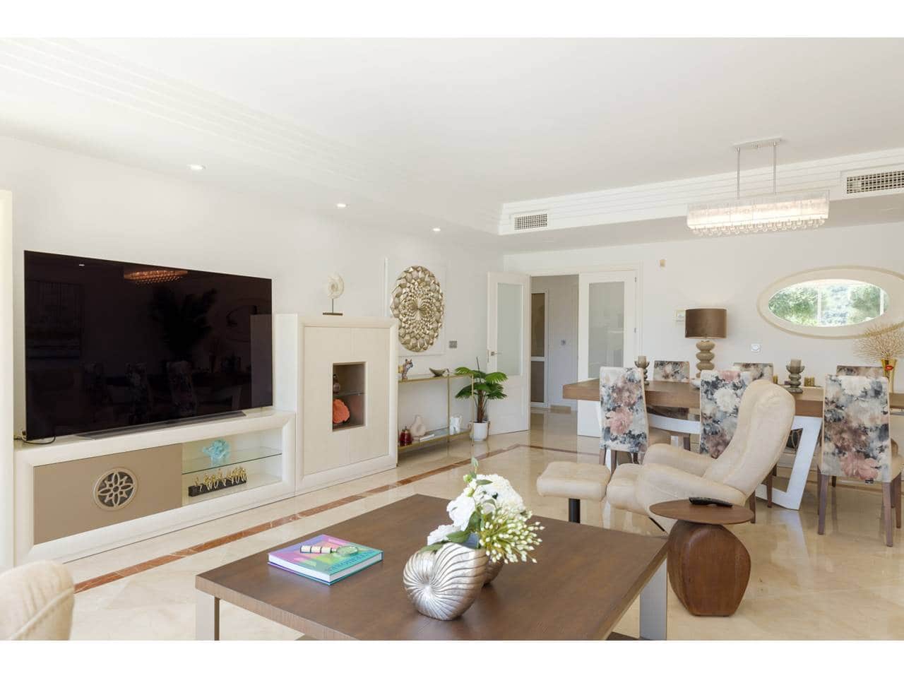 3 soveværelse Lejlighed til salg i Sotogrande med swimmingpool garage - € 550.000 (Ref: 8952477)