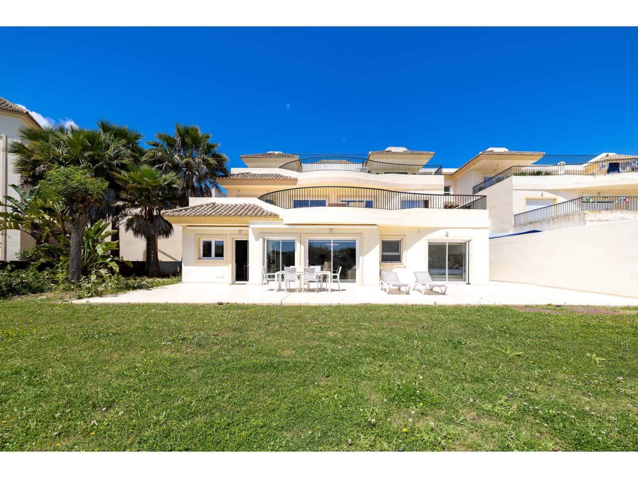 3 soveværelse Lejlighed til salg i Sotogrande med swimmingpool garage - € 550.000 (Ref: 8952477)
