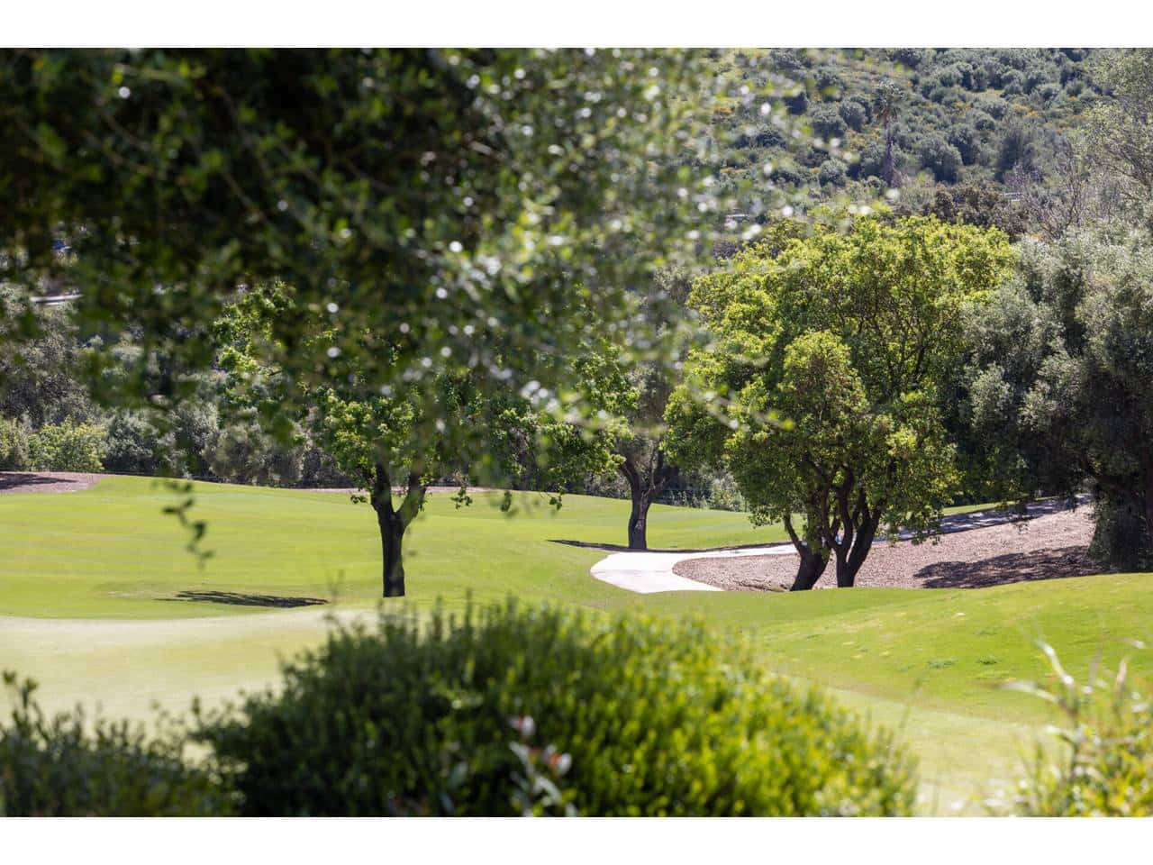 3 soveværelse Lejlighed til salg i Sotogrande med swimmingpool garage - € 550.000 (Ref: 8952477)