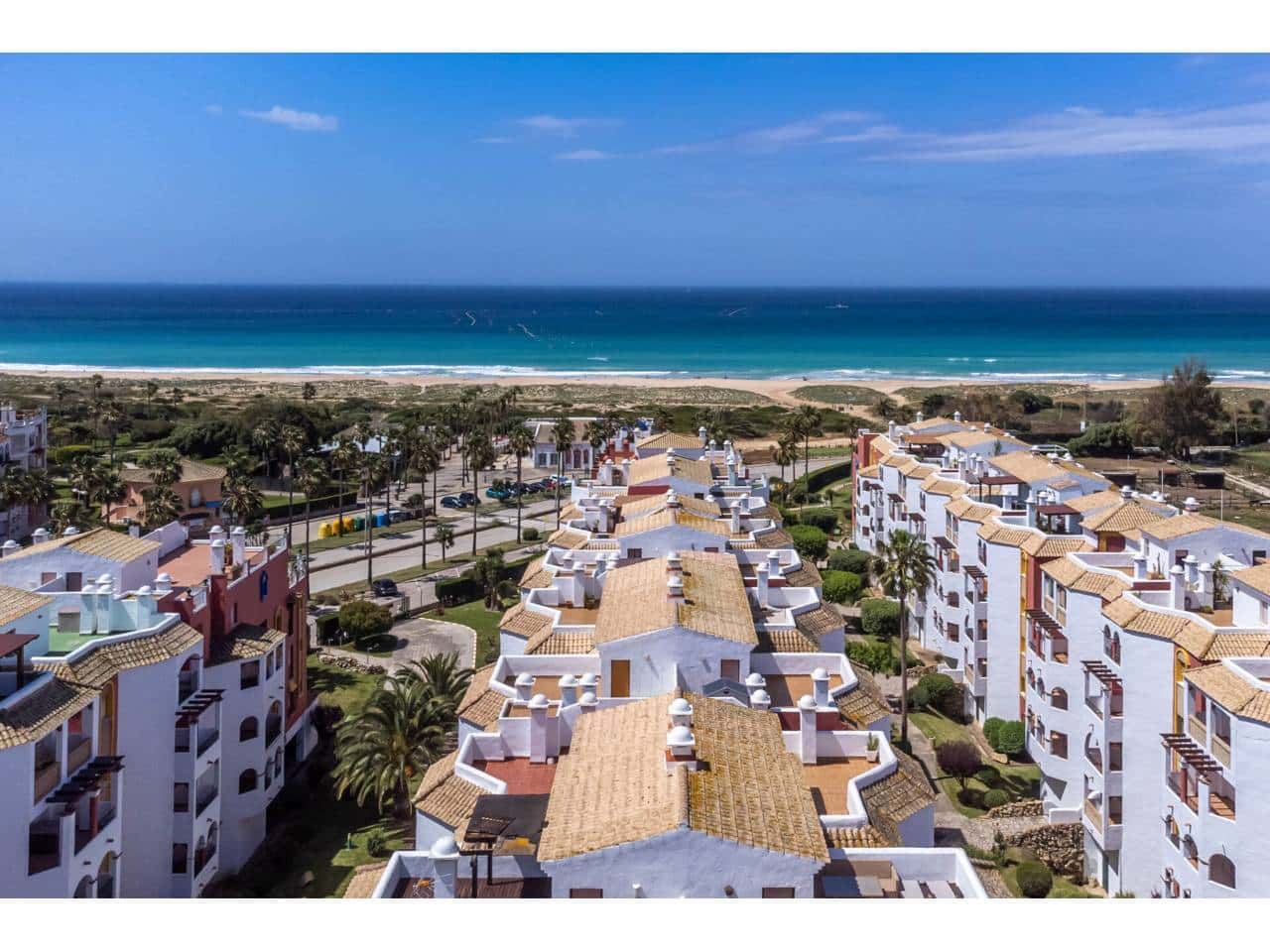 3 soveværelse Lejlighed til salg i Barbate med swimmingpool garage - € 450.000 (Ref: 8978477)