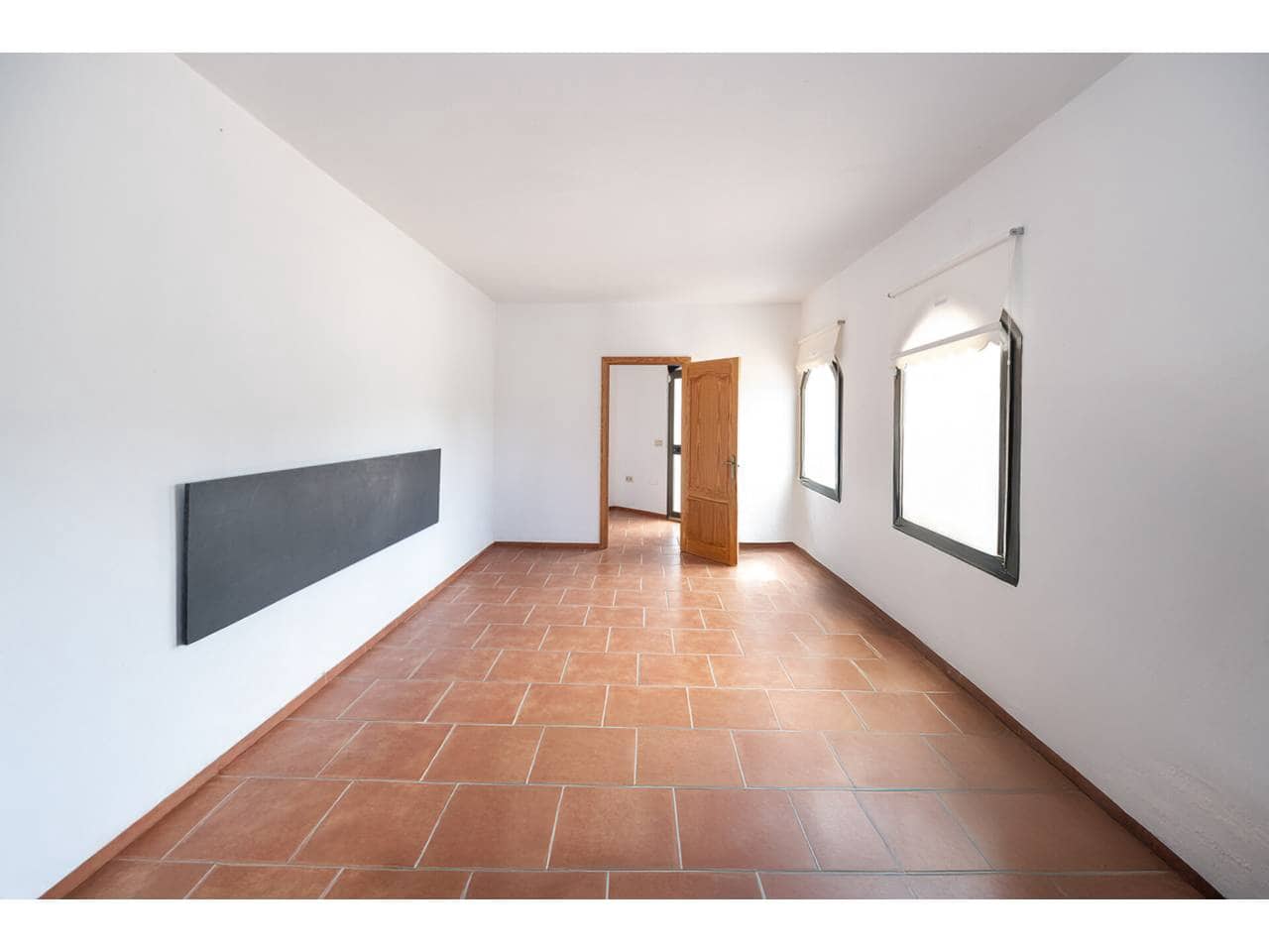 4 makuuhuone Huvila myytävänä paikassa Sotogrande mukana uima-altaan 
autotalli - 975 000 € (Ref: 8982073)