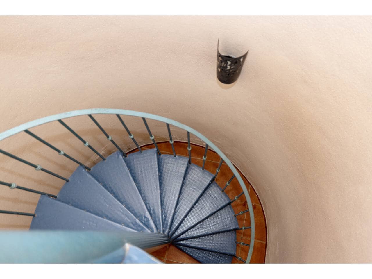 4 makuuhuone Huvila myytävänä paikassa Sotogrande mukana uima-altaan 
autotalli - 975 000 € (Ref: 8982073)