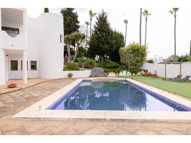 4 makuuhuone Huvila myytävänä paikassa Sotogrande Alto, San Roque mukana uima-altaan 
autotalli - 975 000 € (Ref: 8982073)