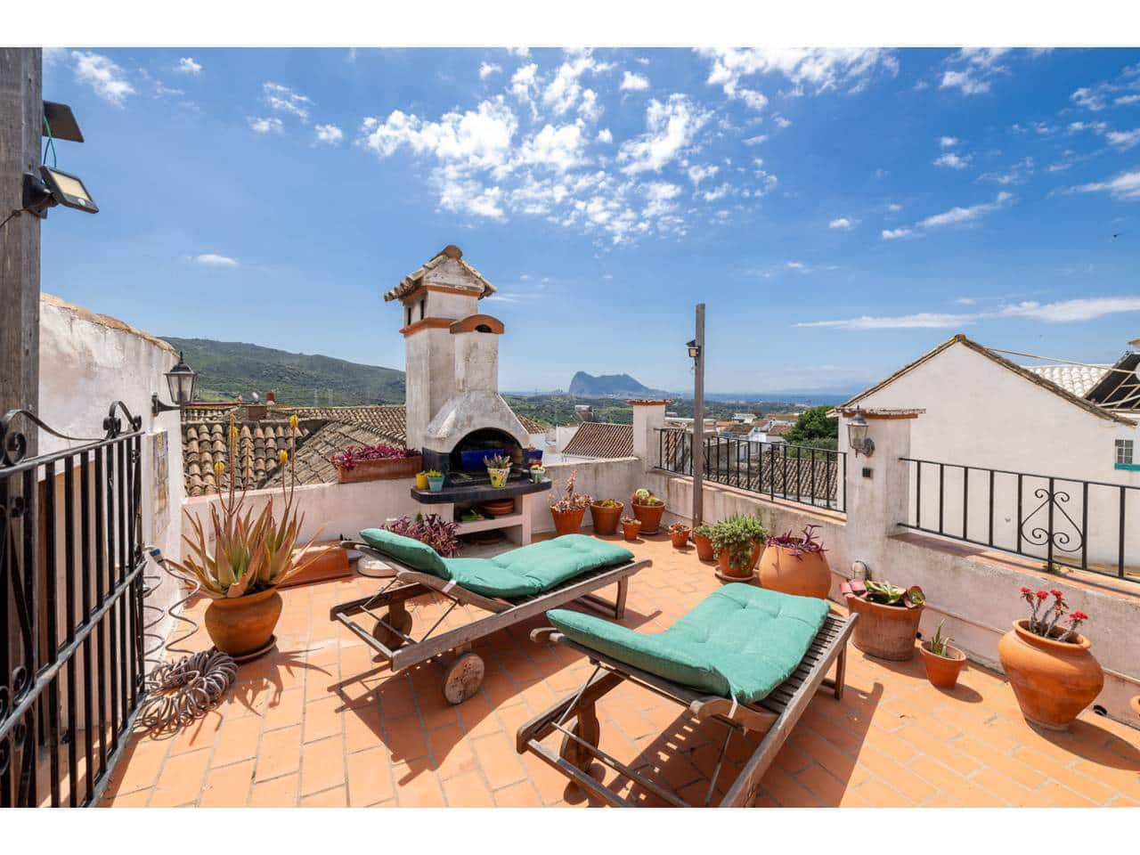 5 soverom Villa til salgs i San Roque med garasje - € 366 000 (Ref: 9007200)