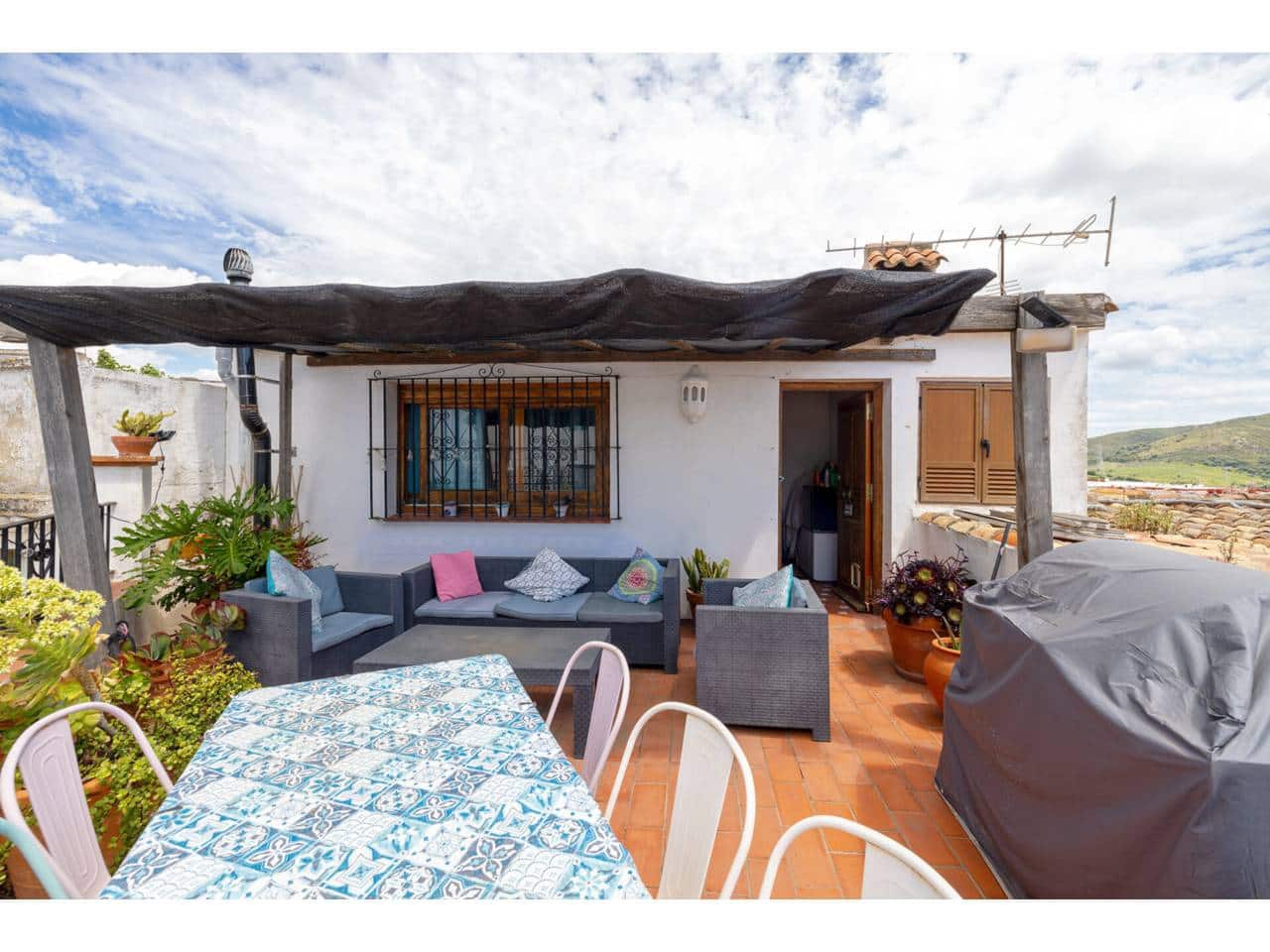 5 soverom Villa til salgs i San Roque med garasje - € 366 000 (Ref: 9007200)