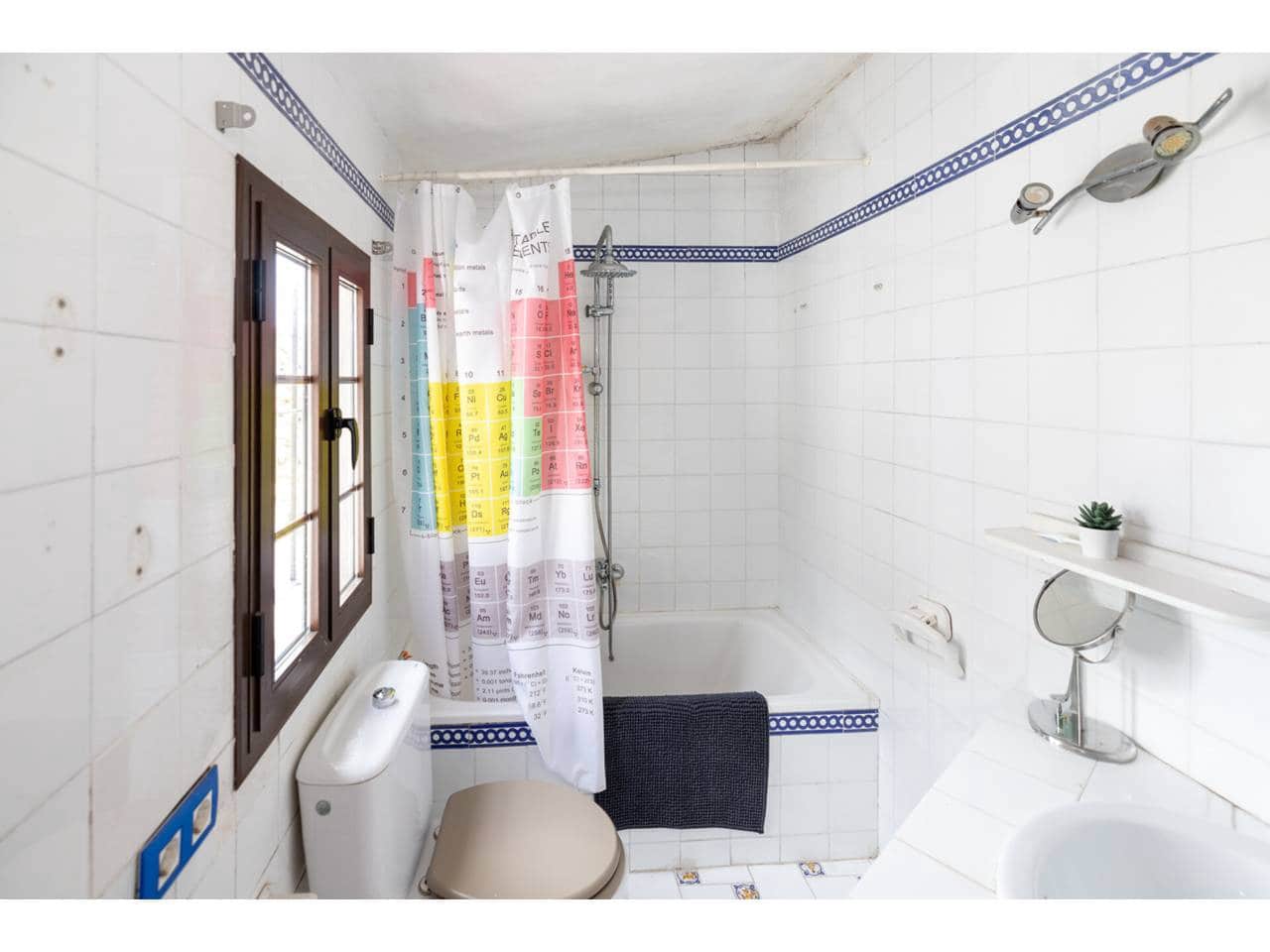 5 soverom Villa til salgs i San Roque med garasje - € 366 000 (Ref: 9007200)