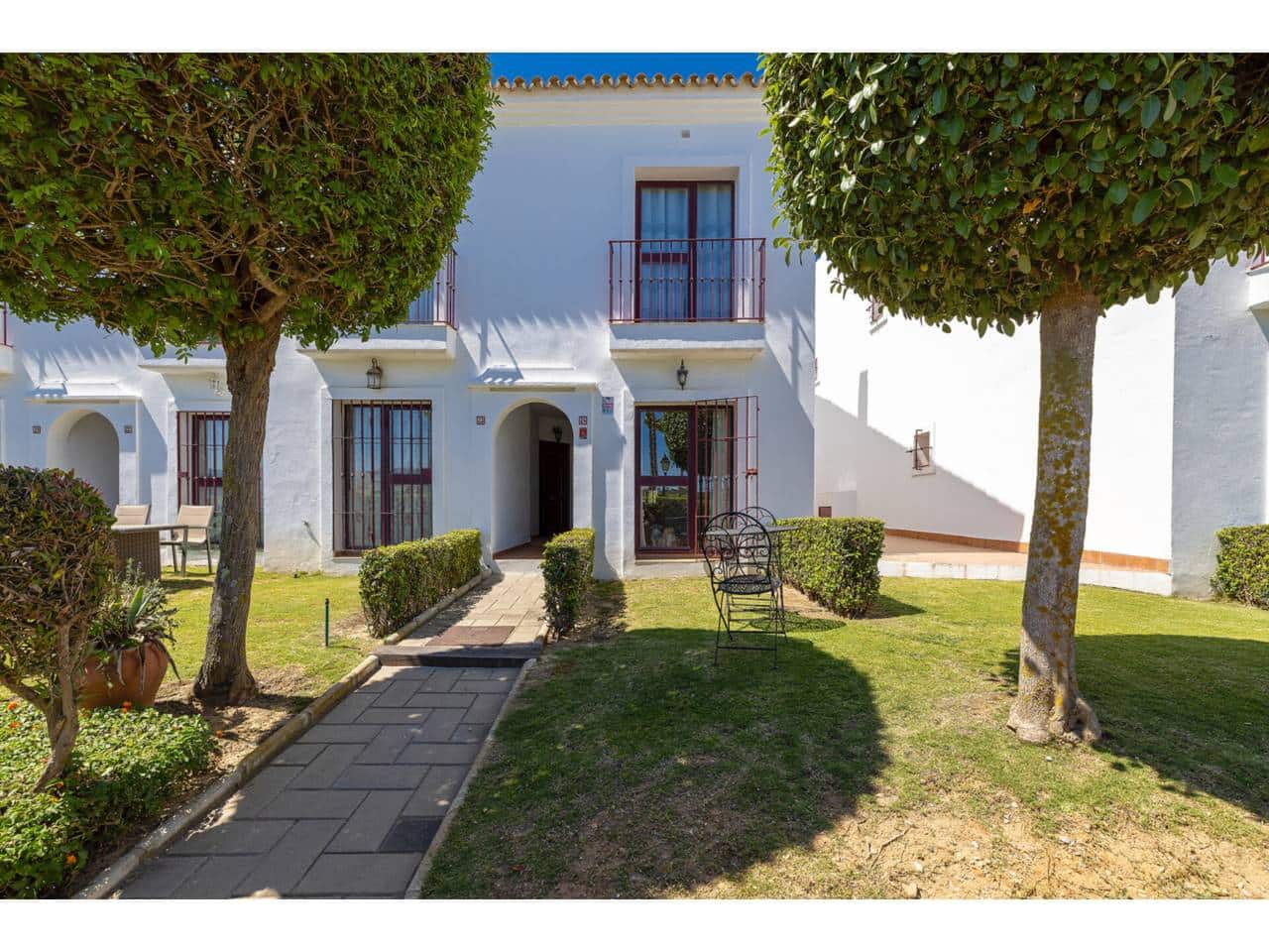 2 soveværelse Byhus til salg i La Alcaidesa med swimmingpool - € 299.000 (Ref: 9012131)