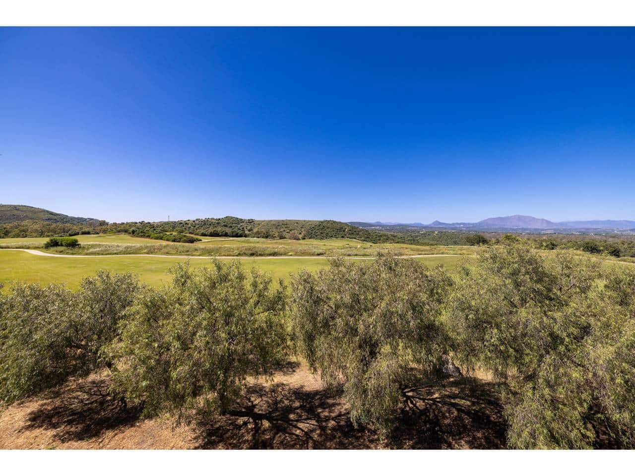 2 soveværelse Byhus til salg i La Alcaidesa med swimmingpool - € 299.000 (Ref: 9012131)