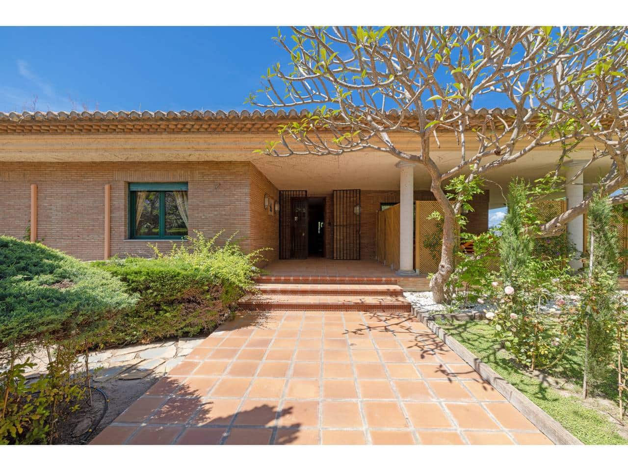 5 chambre Villa/Maison à vendre à Sotogrande avec piscine garage - 1 550 000 € (Ref: 9026262)