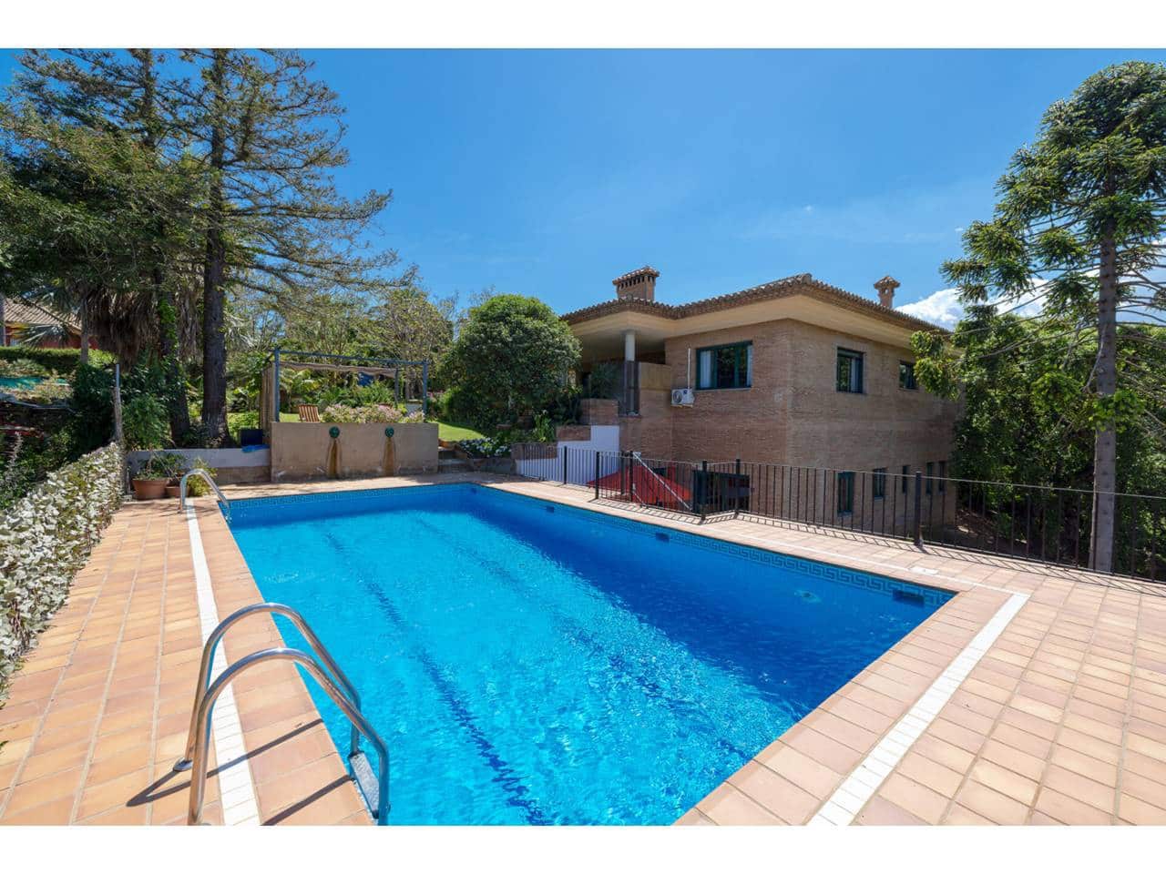 5 chambre Villa/Maison à vendre à Sotogrande avec piscine garage - 1 550 000 € (Ref: 9026262)