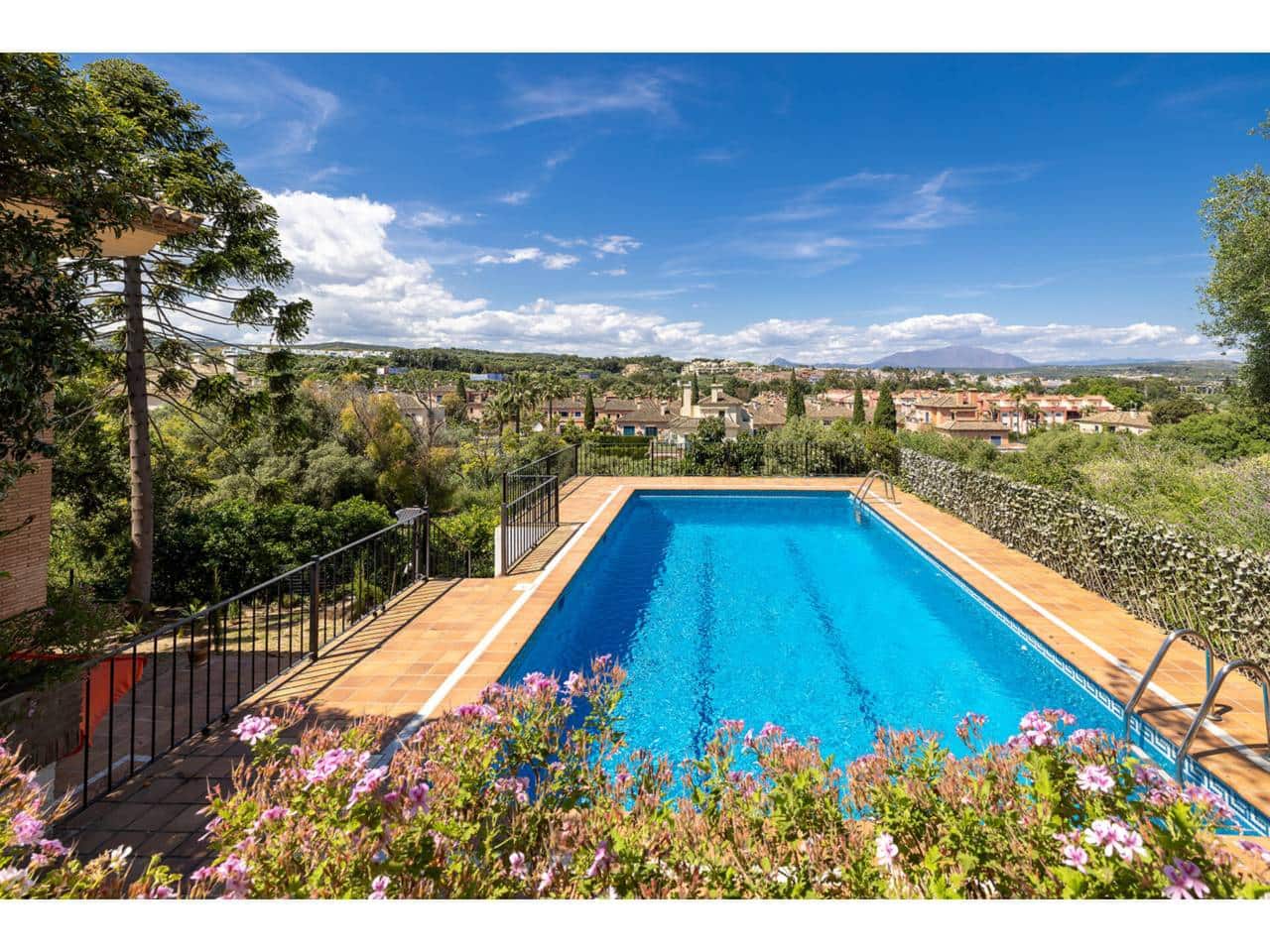 5 chambre Villa/Maison à vendre à Sotogrande avec piscine garage - 1 550 000 € (Ref: 9026262)