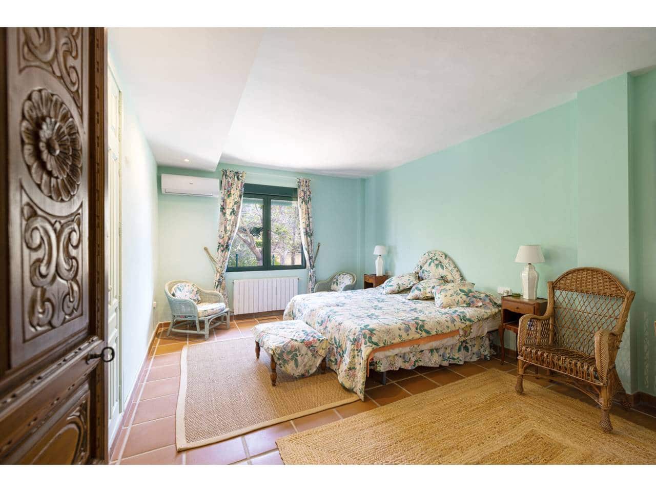 5 chambre Villa/Maison à vendre à Sotogrande avec piscine garage - 1 550 000 € (Ref: 9026262)