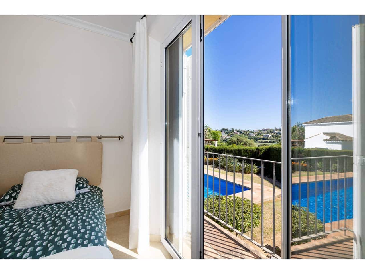 3 chambre Villa/Maison à vendre à Sotogrande avec piscine garage - 1 275 000 € (Ref: 9026263)