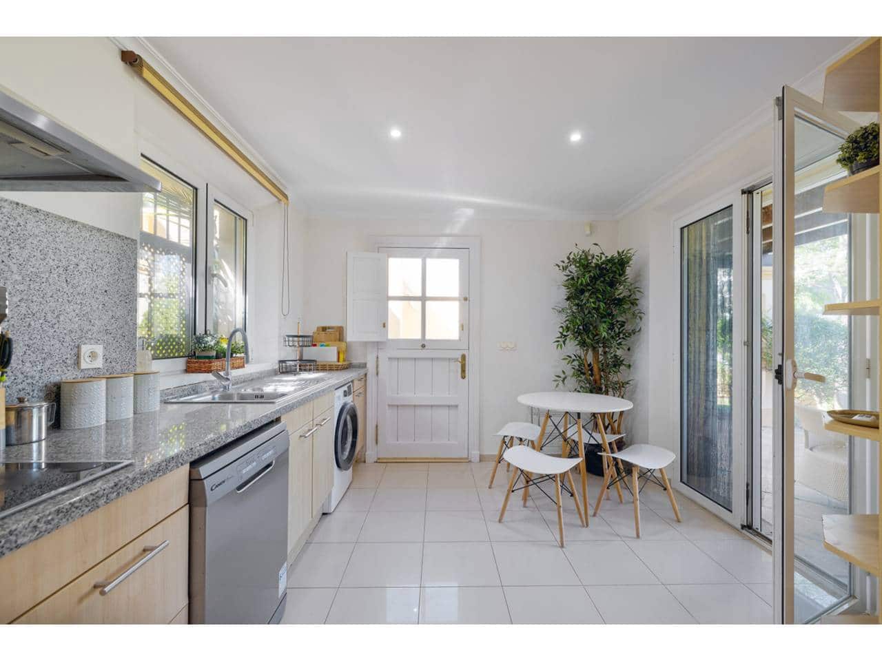 3 chambre Villa/Maison à vendre à Sotogrande avec piscine garage - 1 275 000 € (Ref: 9026263)