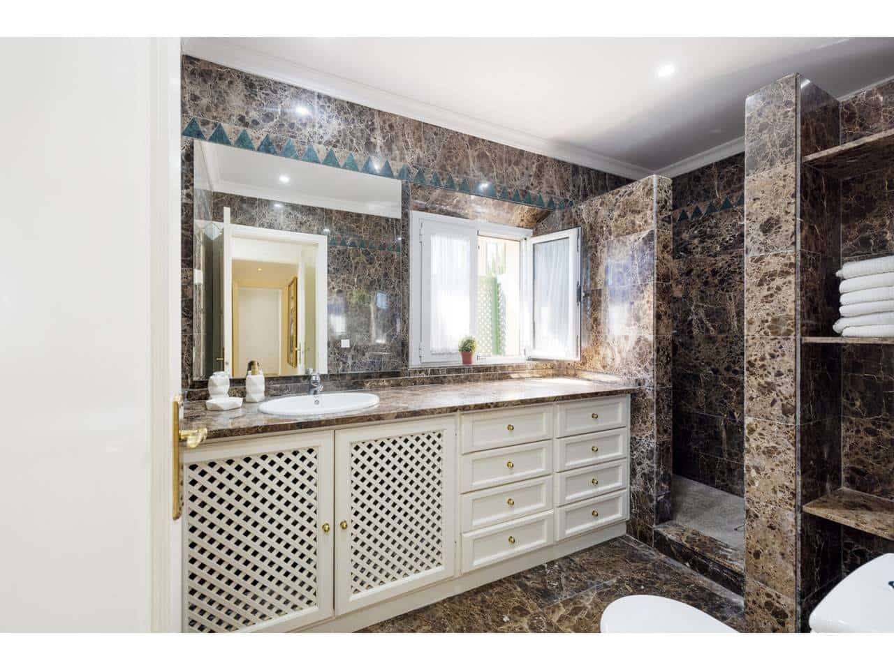 3 chambre Villa/Maison à vendre à Sotogrande avec piscine garage - 1 275 000 € (Ref: 9026263)