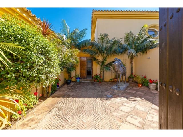 3 chambre Villa/Maison à vendre à Sotogrande Alto, San Roque avec piscine garage - 1 275 000 € (Ref: 9026263)