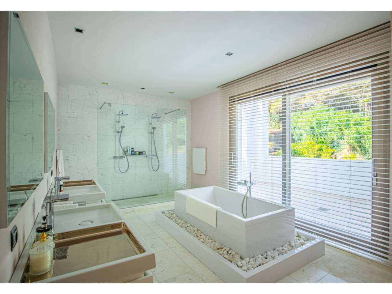 6 bedroom Flat for rent in Sotogrande with pool garage - € 17,500 (Ref: 9031086)