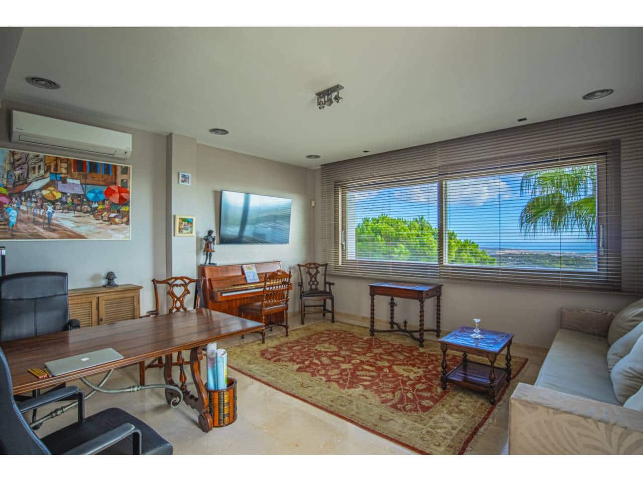 6 bedroom Flat for rent in Sotogrande with pool garage - € 17,500 (Ref: 9031086)