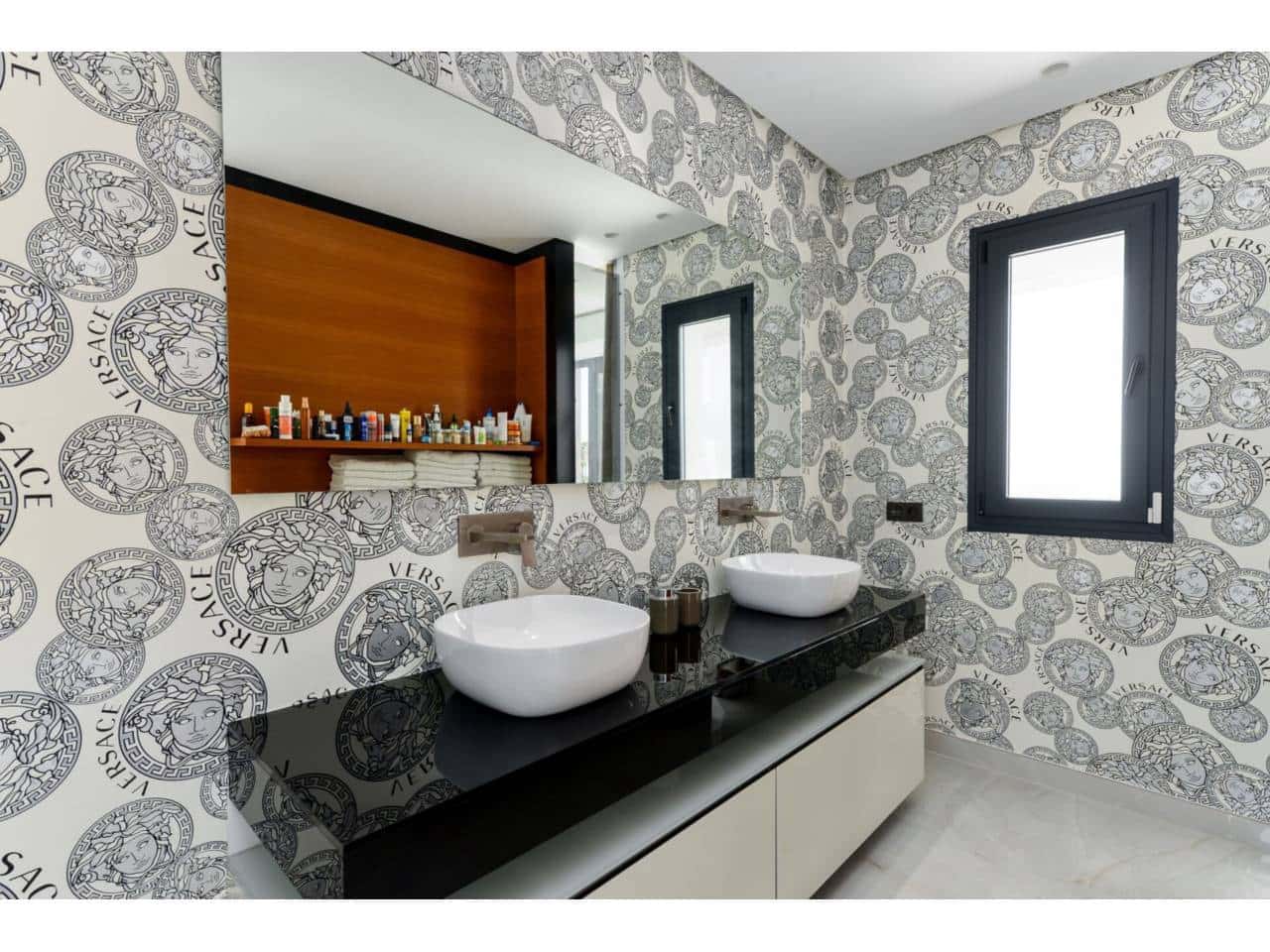 5 soverom Villa til salgs i Manilva med svømmebasseng garasje - € 3 450 000 (Ref: 9081181)