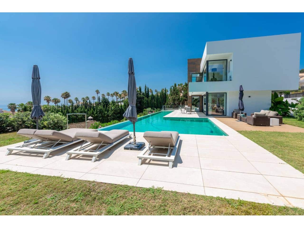 5 soverom Villa til salgs i Manilva med svømmebasseng garasje - € 3 450 000 (Ref: 9081181)