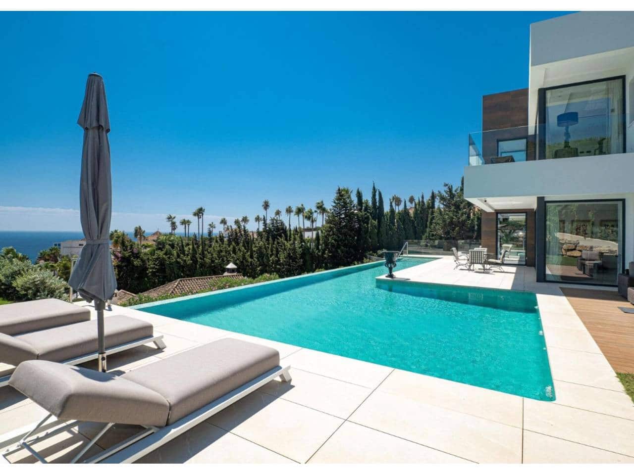 5 soverom Villa til salgs i Manilva med svømmebasseng garasje - € 3 450 000 (Ref: 9081181)