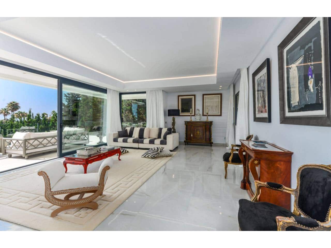 5 soverom Villa til salgs i Manilva med svømmebasseng garasje - € 3 450 000 (Ref: 9081181)