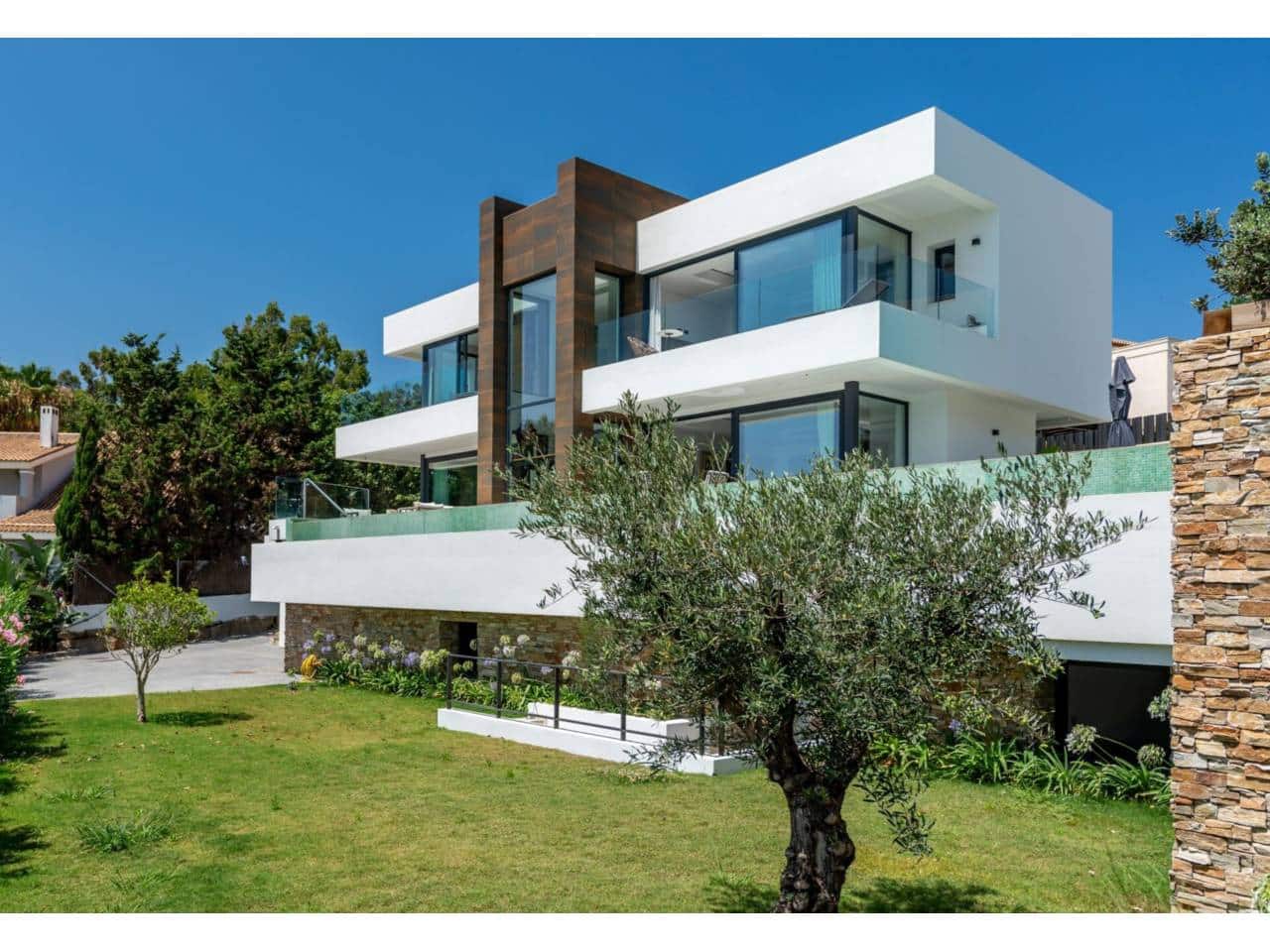 5 soverom Villa til salgs i Manilva med svømmebasseng garasje - € 3 450 000 (Ref: 9081181)