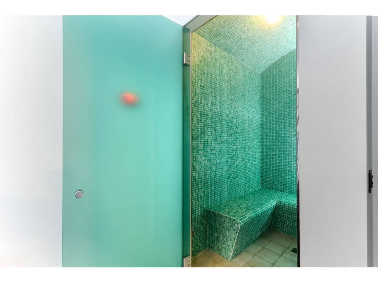 5 soverom Villa til salgs i Manilva med svømmebasseng garasje - € 3 450 000 (Ref: 9081181)