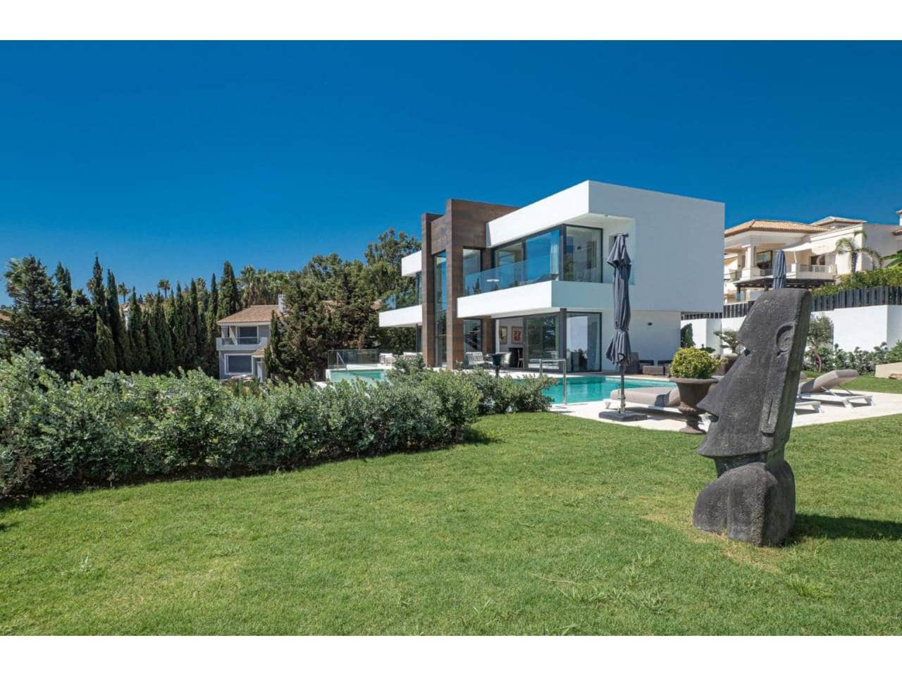 5 soverom Villa til salgs i Manilva med svømmebasseng garasje - € 3 450 000 (Ref: 9081181)