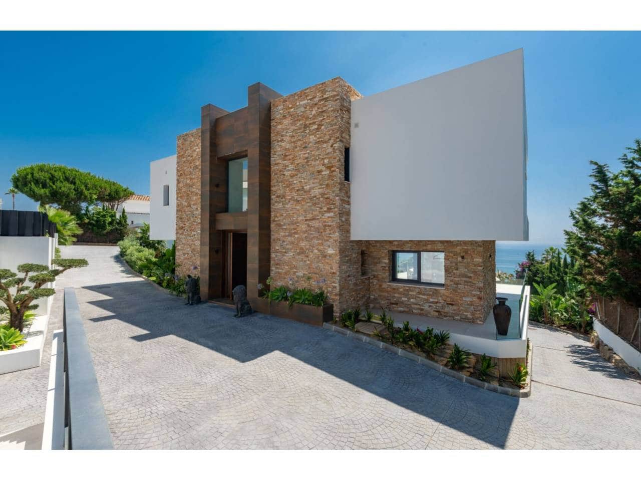 5 soverom Villa til salgs i Manilva med svømmebasseng garasje - € 3 450 000 (Ref: 9081181)