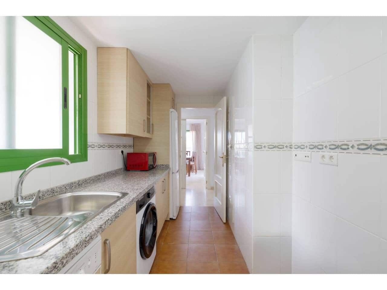 2 bedroom Flat for sale in Manilva with pool garage - € 299,000 (Ref: 9081182)