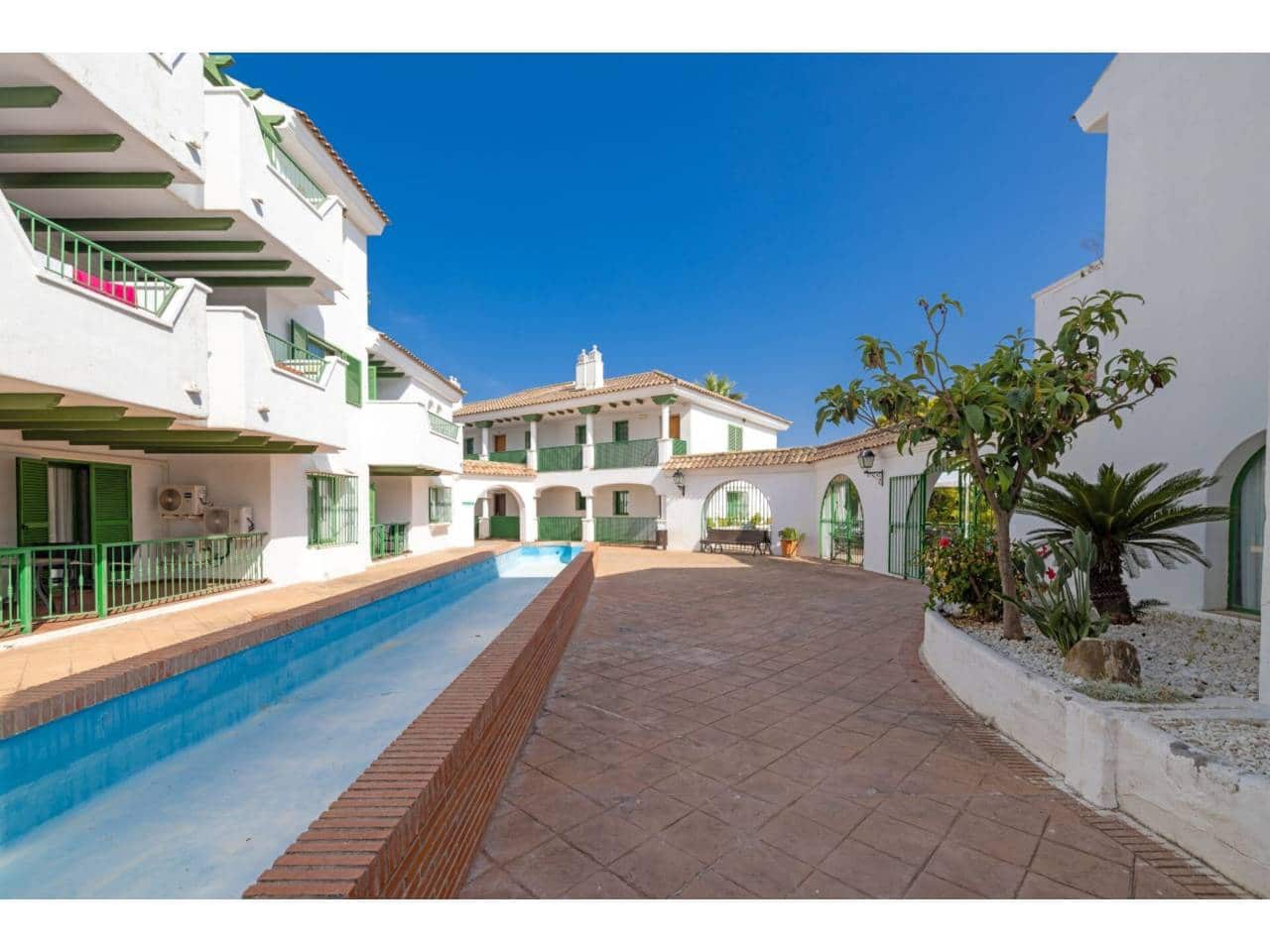 2 bedroom Flat for sale in Manilva with pool garage - € 299,000 (Ref: 9081182)