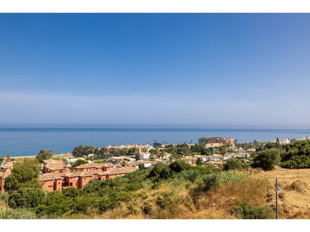 Apartamento de 3 habitaciones en Manilva en venta con piscina garaje - 332.000 € (Ref: 9088343)