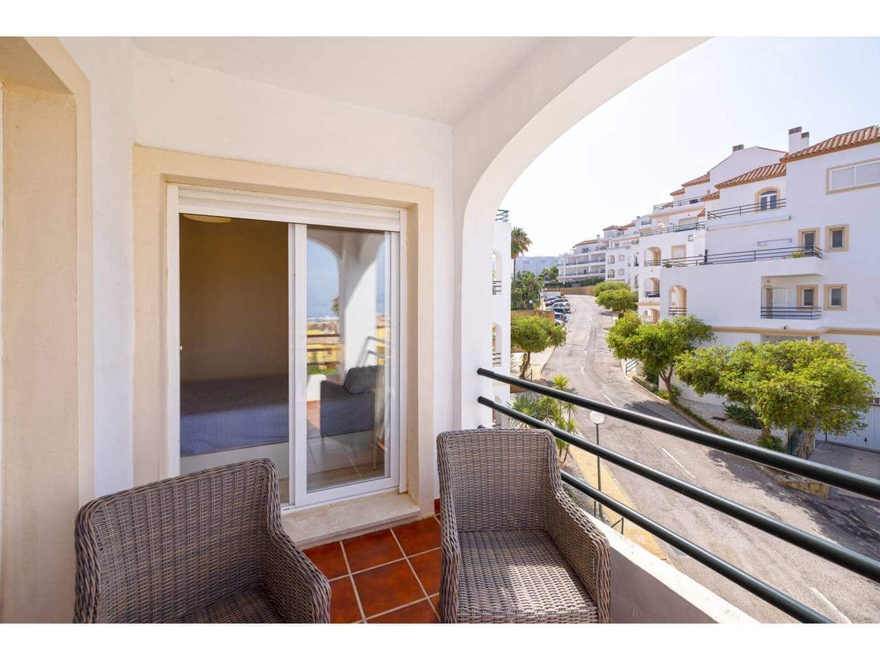 3 bedroom Apartment for sale in Manilva with pool garage - € 332,000 (Ref: 9088343)
