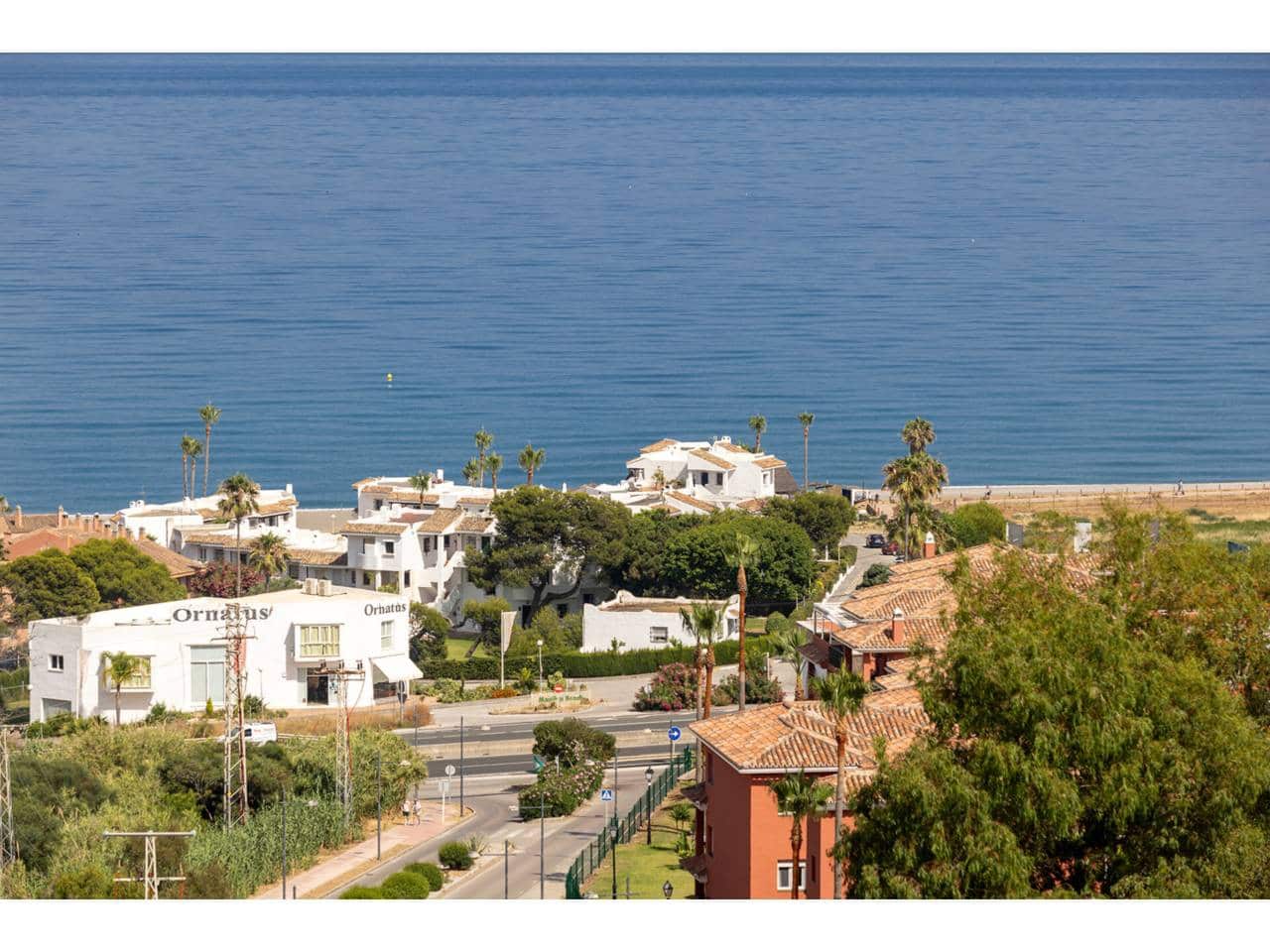 3 bedroom Apartment for sale in Manilva with pool garage - € 332,000 (Ref: 9088343)