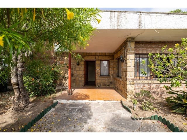 5 bedroom Finca/Country House for sale in Algeciras with pool garage - € 480,000 (Ref: 9095012)