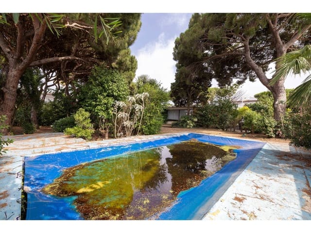 5 bedroom Finca/Country House for sale in Algeciras with pool garage - € 480,000 (Ref: 9095012)