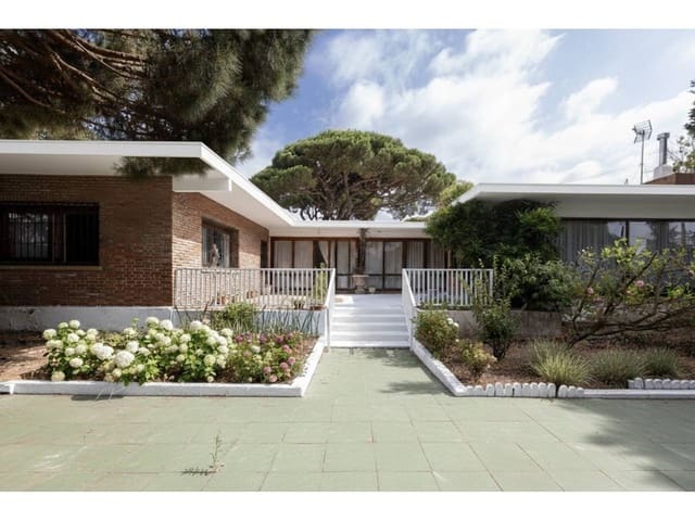 Finca/Casa Rural de 5 habitaciones en Algeciras en venta con piscina garaje - 480.000 € (Ref: 9095012)