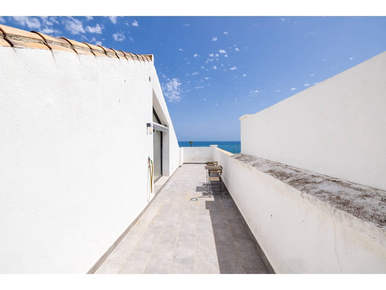 1 camera da letto Attico in vendita in Manilva con piscina garage - 335.000 € (Rif: 9100446)