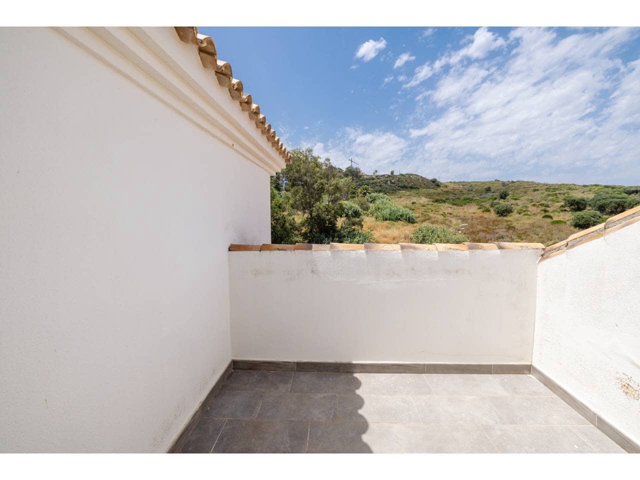 1 camera da letto Attico in vendita in Manilva con piscina garage - 335.000 € (Rif: 9100446)