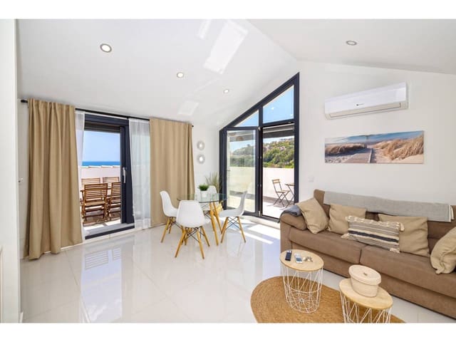 1 soverom Penthouse til salgs i Manilva med svømmebasseng garasje - € 335 000 (Ref: 9100446)