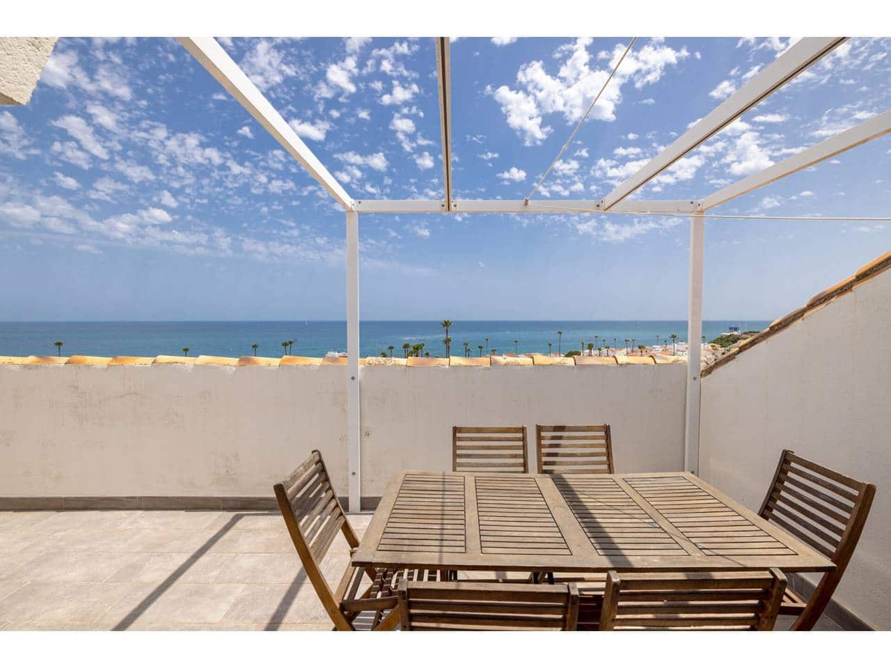 1 camera da letto Attico in vendita in Manilva con piscina garage - 335.000 € (Rif: 9100446)