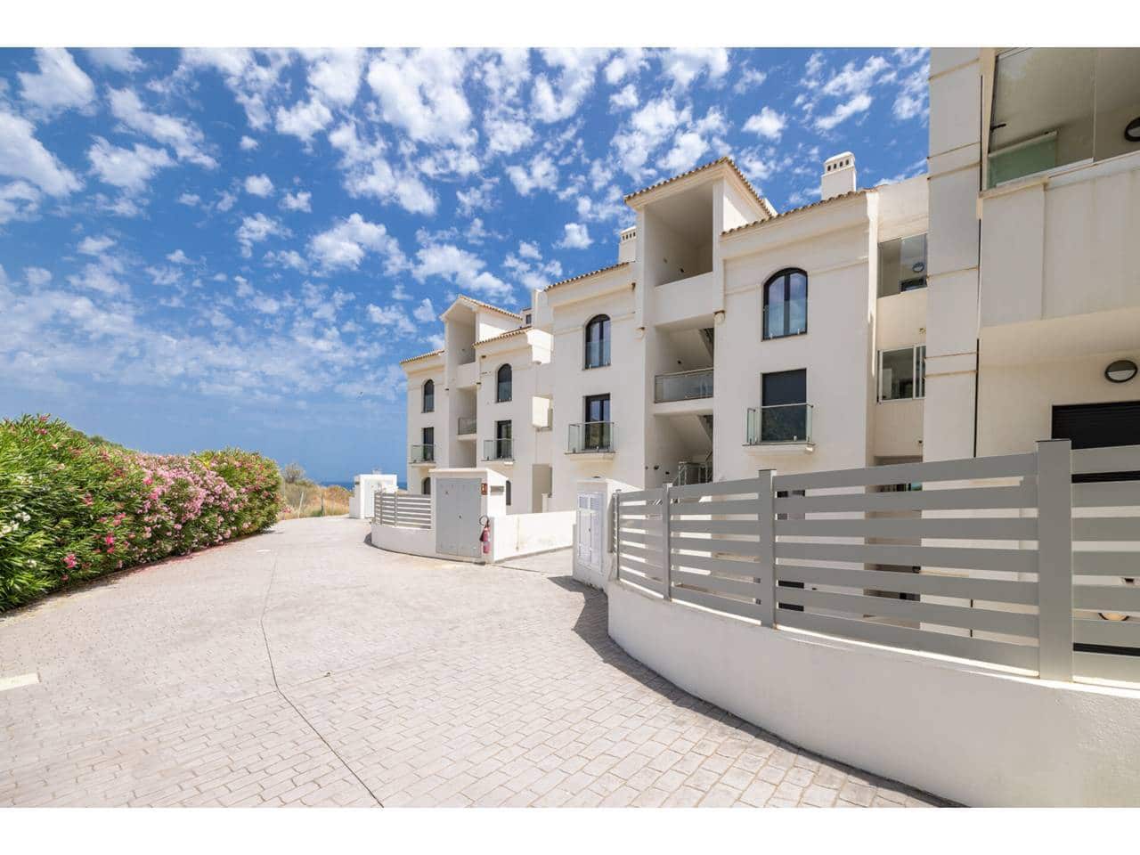 1 camera da letto Attico in vendita in Manilva con piscina garage - 335.000 € (Rif: 9100446)