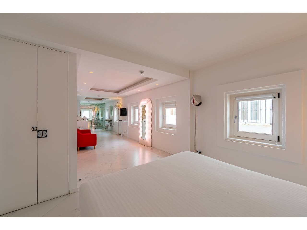 5 soveværelse Hotel til salg i Tarifa - € 1.500.000 (Ref: 9115710)