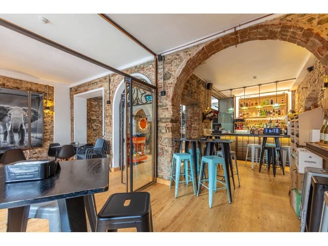 5 bedroom Hotel for sale in Tarifa - € 2,000,000 (Ref: 9127895)