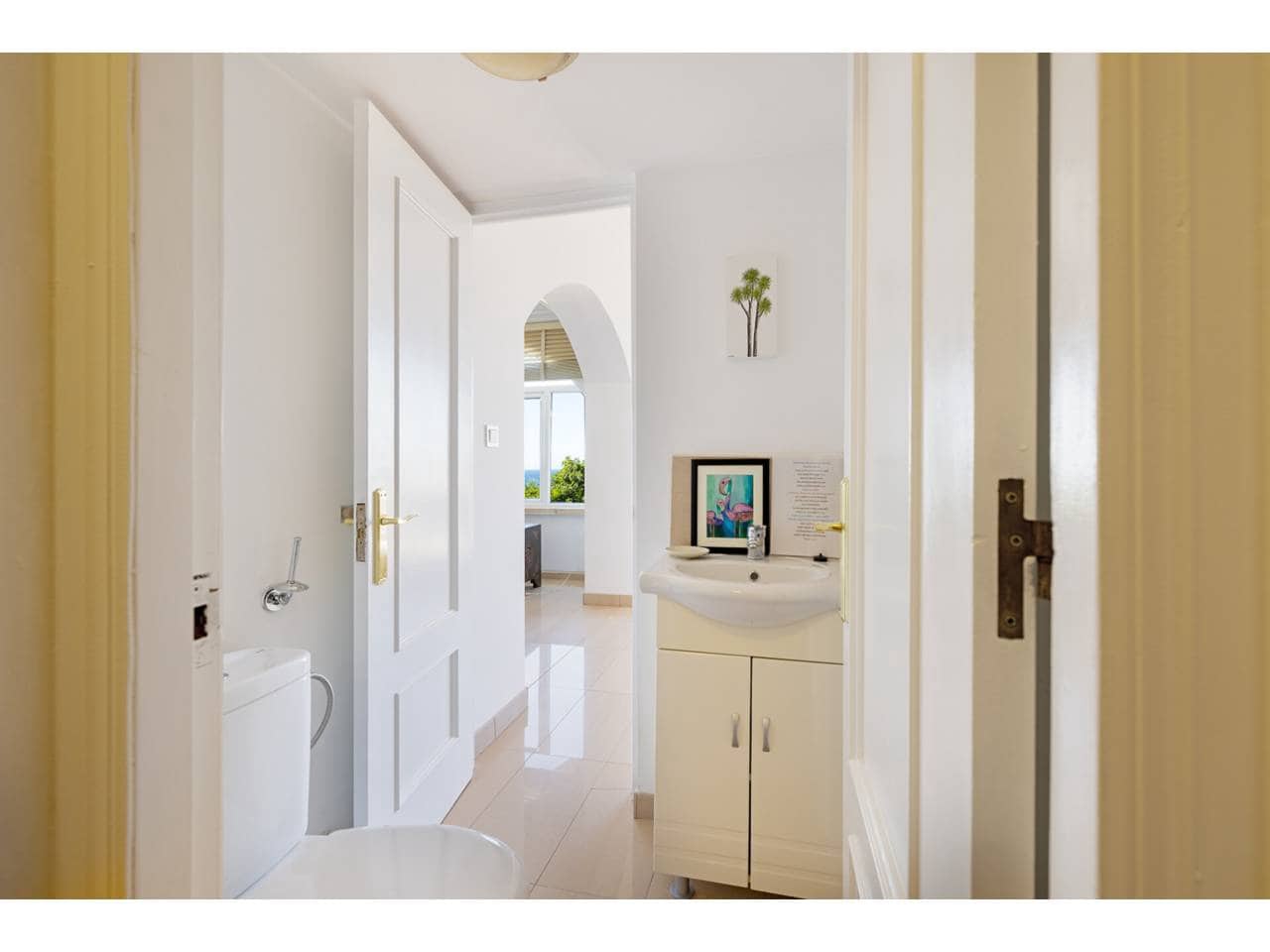 5 soveværelse Villa til salg i Torreguadiaro med swimmingpool - € 1.350.000 (Ref: 9145122)