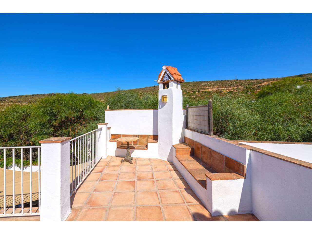 5 soveværelse Villa til salg i Torreguadiaro med swimmingpool - € 1.350.000 (Ref: 9145122)